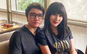 Lucinta Luna Nangis Sesengukan Video Call Dengan Pacar, Bahas 'Wajib Militer' Justru Bikin Ngakak