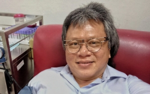 Anggota Ombudsman Alvin Lie Gugat Indosat Gara-Gara SMS Penawaran