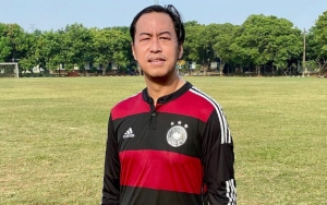 Pakai Baju Basket, Pandji Pragiwaksono Dikira Lagi Sakit Karena Hal Ini