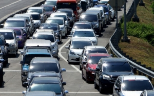 Masih COVID-19, 400 Ribu Kendaraan Tinggalkan Jakarta Saat Libur Panjang