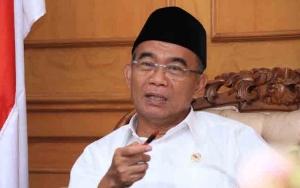 Muhadjir Sebut COVID-19 Bongkar 'Wajah Asli' Pendidikan RI