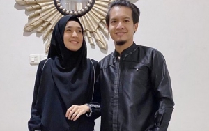 Dhini Aminarti Dikira Hamil Gara-gara Elus 'Perut Buncitnya', Begini Fakta Sebenarnya