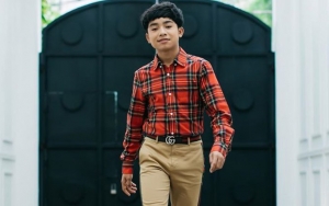Tampil Gagah dan Rupawan di Postingan Terbaru, Betrand Peto Dijuluki Bak Pangeran Berkuda