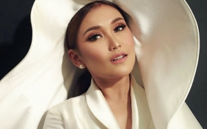 Ayu Ting Ting Ngegas Saat Dituduh Lagi Galau, Sebut Netizen 'Sarap'