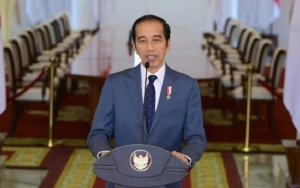 Jokowi Nilai Pemberitaan COVID-19 Pengaruhi Ekonomi, Minta Menteri Tak Asal Bicara ke Media