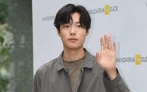 Ryu Jun Yeol Panjangkan Rambut Demi 'Alien', Jadi Makin Ganteng Buat Netizen Kaget