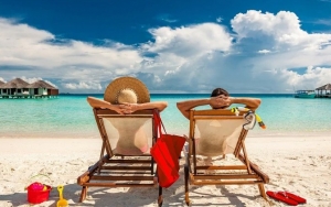 Bantu Kamu Tetap Aman Saat Liburan, Ini 8 Tips Mengunjungi Tempat Wisata di Era New Normal