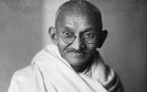 Kacamata yang Pernah Dipakai Mahatma Gandhi Laku Dilelang Rp 6,5 Miliar