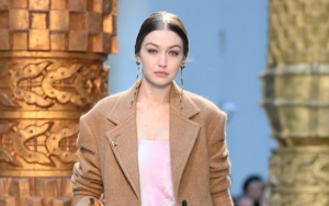 Gigi Hadid Tampil Super Cantik Bak Peri di Foto Kehamilan, Perdana Pamer Baby Bump Jelang Lahiran