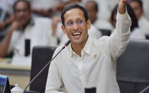 Mas Mendikbud Nadiem Rupanya Juga Kesulitan Bimbing Anak Sekolah Online di Rumah