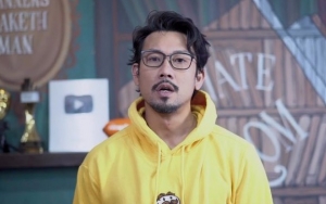 Denny Sumargo Akan Segera Menikah di Akhir Tahun Ini, Inisial Calon Istri O?