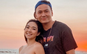 Gisel-Wijin Foto Ala 'Prewedding' Usai Ketemu Gading, Kemben Nyaris Melorot Bikin Salfok
