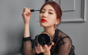 Suzy Tampil Beda dengan Gaya Rambut Baru, Netizen Salfok Kelakuan Gesrek