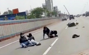 Begini Pengakuan 3 ABG Putri yang Berboncengan Motor Masuk Tol