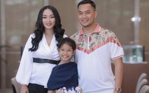 Zaskia Gotik Rebahan Cantik Hingga Main Bareng Putri Sambung, Bikin Takjub Disebut Makin Mirip