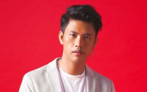 Ricky Cuaca Bertengkar Dengan Seorang Pria Hingga Saling Tendang di Lantai Tempat Gym, Dilabrak?
