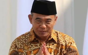 Muhadjir Berduka Atas Gugurnya Nakes Akibat Corona: Insya Allah Syahid