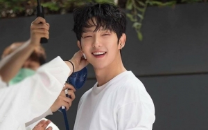 Viral Foto Lee Jun Ki Ganteng Banget Persis Idol, Netizen Menolak Percaya Fakta Ini