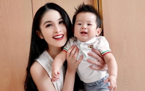 Sandra Dewi Rayakan Ulang Tahun Putra Bungsu Dengan Berbagi ke 11 Panti Asuhan di Indonesia