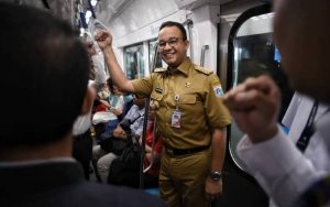 Anies Ungkap Sumber Masalah Klaster Baru COVID-19 di Jakarta: Orang Kenal Copot Masker