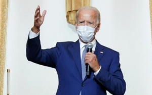 Sindir Trump, Joe Biden Temui Keluarga Jacob Blake Saat Kunjungi Kenosha