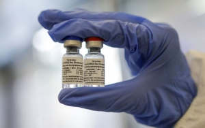Rusia Jawab Tudingan Vaksin COVID-19 Buatannya Tingkatkan Risiko Infeksi HIV