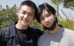 Masih Sibuk Wamil, Manisnya Minho SHINee Sempatkan Serbu Siaran Live Taemin