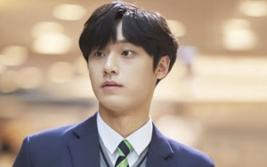 Promosikan '18 Again', Lee Do Hyun Ngaku Ingin Lakukan Ini Jika Bisa Kembali ke Masa SMA