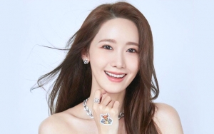 Gaya Seksi dan Elegan Yoona di Backstage Pemotretan Iklan Baru Banjir Komentar Kagum