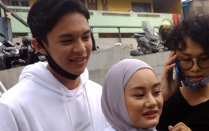 Dinda Hauw Sempat Dibully Soal Skill Masak, Rey Mbayang Ungkap Sang Istri Sedang Belajar Keras