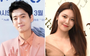 Jung Kyung Ho Ungkap Pengorbanan Sooyoung SNSD Selama Pacaran