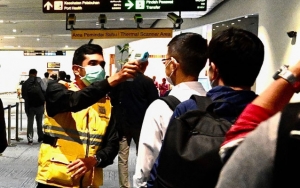 Indonesia ‘Panen’ 3.806 Pasien Corona Dalam Sehari, Total 214.746 Kasus