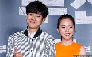 Reuni Manis Sohee dan Choi Woo Shik di Pantai Bikin Nagih