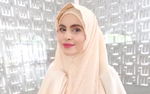 Disebut Labil Karena Sering Lepas Hijab, Asha Shara Ngaku Kehilangan Arah Setelah Ayahnya Meninggal