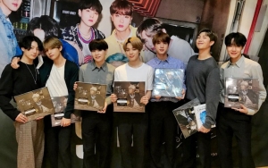 BTS Bahas Kesuksesan 'Dynamite' yang Dua Pekan Puncaki Chart Billboard, Bang Si Hyuk Sampai Nangis
