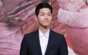 Song Joong Ki Kepergok Syuting 'Vincenzo', Visual Tuai Pujian Selangit