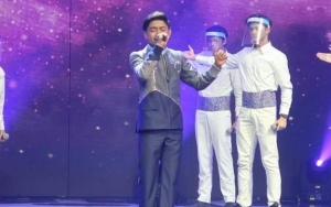 Betrand Peto Sukses Gelar Konser Perdana, Air Mata Pecah Kala Bertemu Keluarga dari NTT