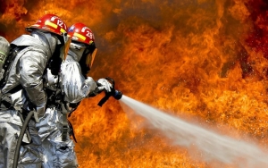 Usai Kejagung, Kini Gedung Kemensos Dikabarkan Terbakar Sampai Butuh 11 Damkar