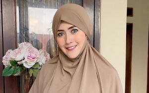 Meggy Wulandari Eks Kiwil Pamer Foto Selfie Bareng Suami Baru Justru Tuai Reaksi Sinis