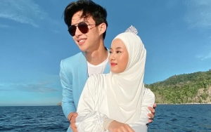 Tatapan Cinta Rey Mbayang ke Dinda Hauw Saat Nyanyi Bareng Bikin Salfok, Dalam Banget