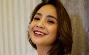 Putih Glowing, Gaya Nagita Pakai Kemben Tipis-Murah Tak Kalah Cantik dari Idol Korea