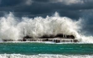Potensi Tsunami 20 Meter Ancam Indonesia, BMKG Bongkar Kesiapan Hadapi Bencana Ini