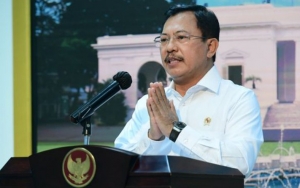 Menkes Terawan Minta Publik Ikhlas Pakai Masker: Semua Harus Dianggap Positif COVID-19