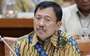 Sentilan Pakar ke Menkes Soal Pesan 'Anggap Semua Orang Positif Corona'