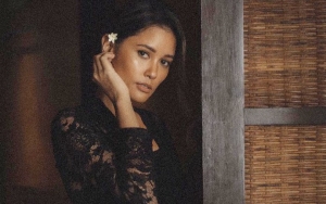 Titi Rajo Bintang Dikaruniai Anak Kedua, Pamer Momen Haru Lahiran Banjir Selamat dari Rekan Artis