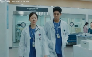Interaksi Seo Hyun Jin dan Park Bo Gum di 'Record of Youth' Banjir Komentar Antusias