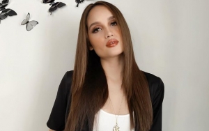 Penampilan Terbuka Cinta Laura Pakai Gaun Transparan Bikin Mata Melek