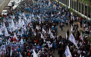 Omnibus Law RUU Ciptaker Disahkan, Polisi Tak Beri Izin Buruh Untuk Demo 