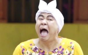 Arif Muhammad 'Mak Beti' Dapat Perlakuan Buruk Dari Fans, Terpaksa Copot Baju di Jalan