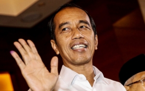 Jokowi Masih Bungkam Soal UU Ciptaker Yang Bikin Indonesia Makin Kacau